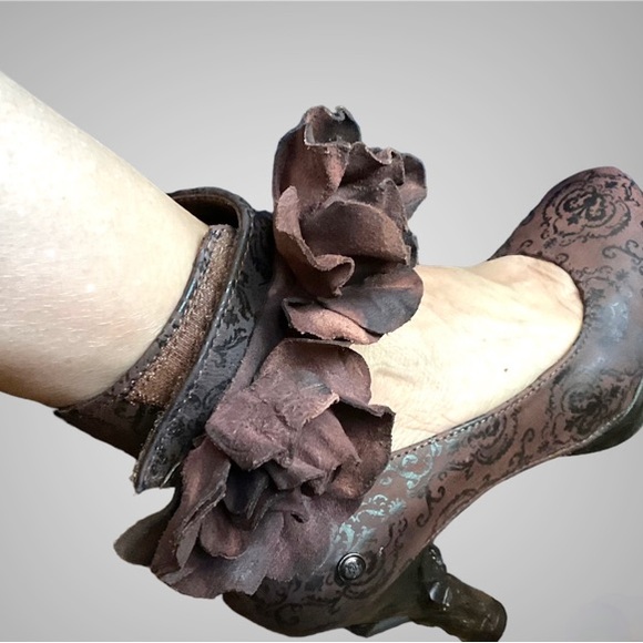 Neosens ankle strap shoes  Sz 38 (7.5) - Picture 4 of 11